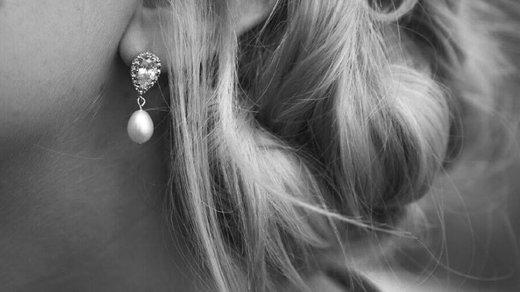 Freshwater pearl Glitz earrings by Hey Jules!