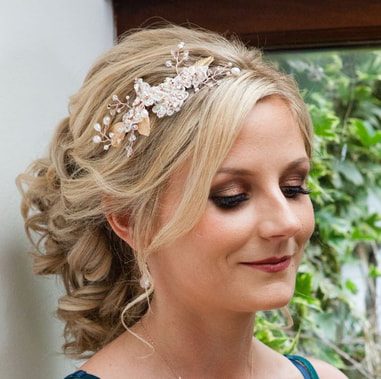 Rose Gold Freshwater Pearl Leaf Comb in blonde wedding hair